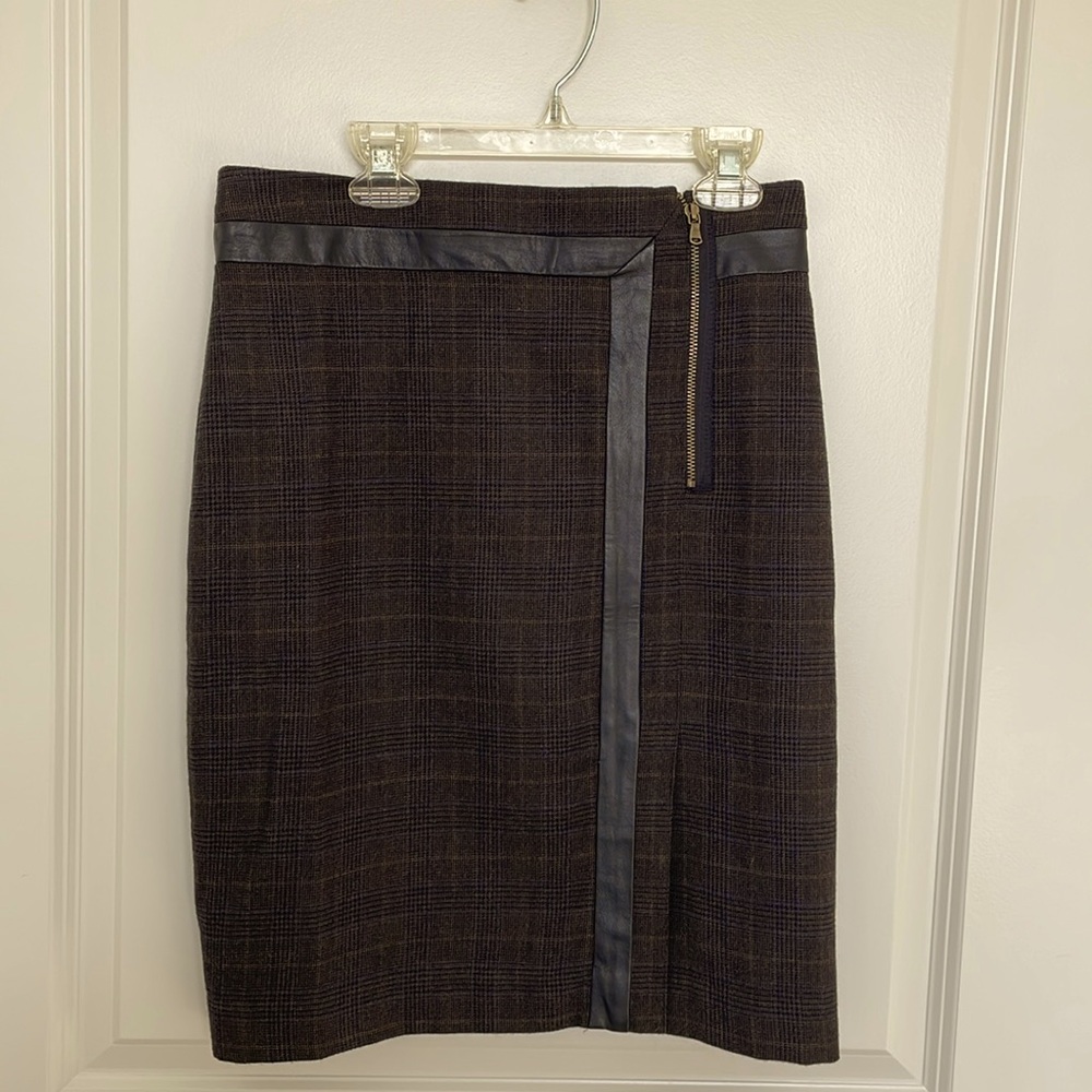 Club Monaco Pencil Skirt, size 2